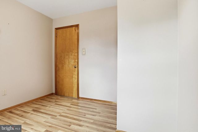 498 MIDDLETOWN RD, Hummelstown, PA 17036