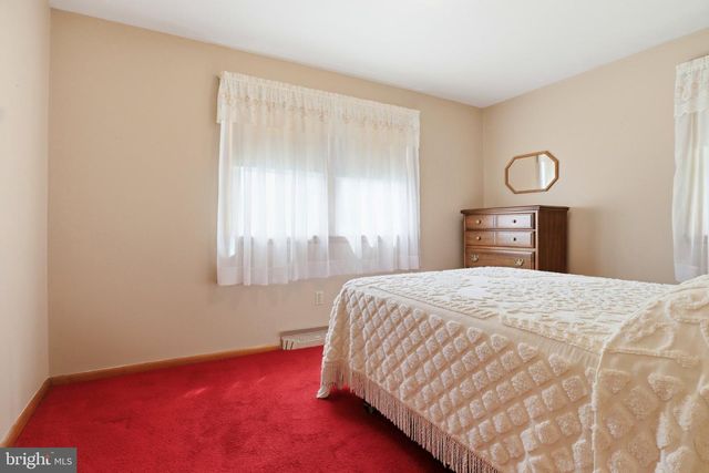 498 MIDDLETOWN RD, Hummelstown, PA 17036