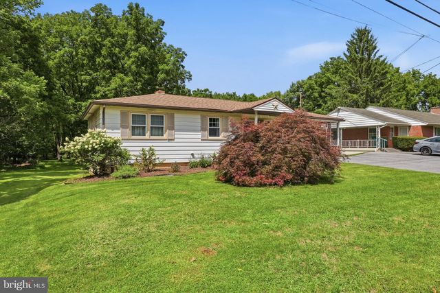 498 MIDDLETOWN RD, Hummelstown, PA 17036