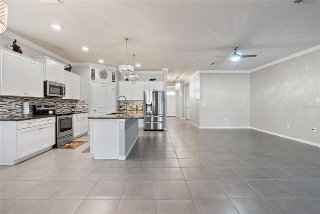 1092 PIPESTONE PLACE, Wesley Chapel, FL 33543