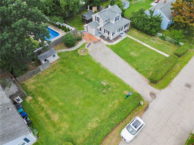 239 Welfare Avenue, Warwick, RI 02888