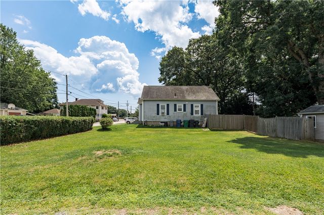 239 Welfare Avenue, Warwick, RI 02888