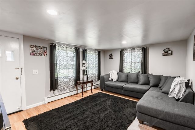 239 Welfare Avenue, Warwick, RI 02888