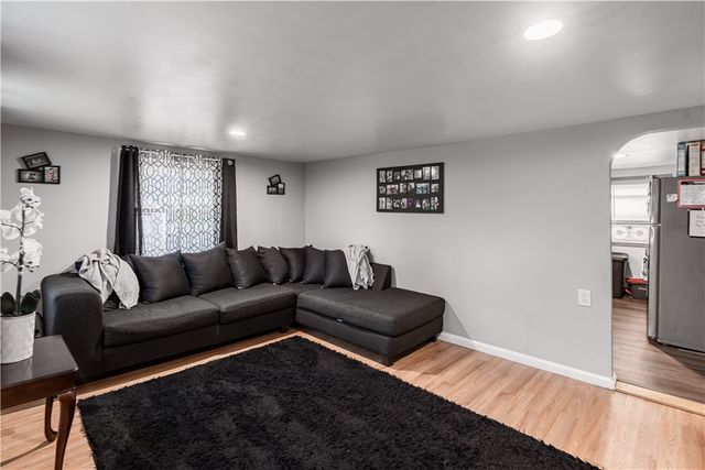 239 Welfare Avenue, Warwick, RI 02888