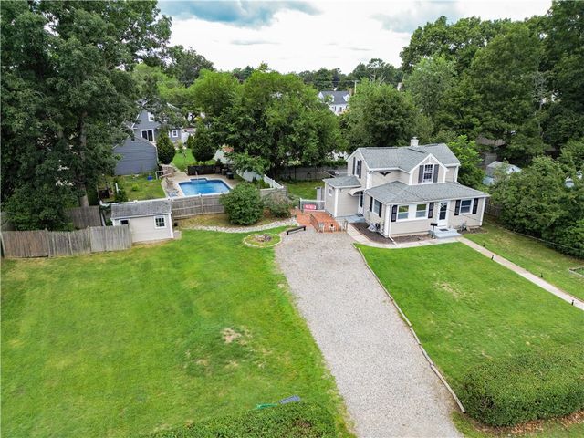 239 Welfare Avenue, Warwick, RI 02888