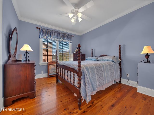 430 Oak Chase Blvd, Lenoir City, TN 37772