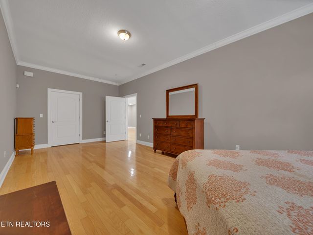 430 Oak Chase Blvd, Lenoir City, TN 37772