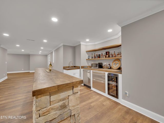 430 Oak Chase Blvd, Lenoir City, TN 37772