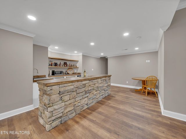 430 Oak Chase Blvd, Lenoir City, TN 37772