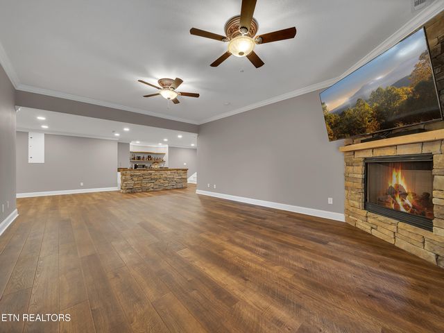 430 Oak Chase Blvd, Lenoir City, TN 37772