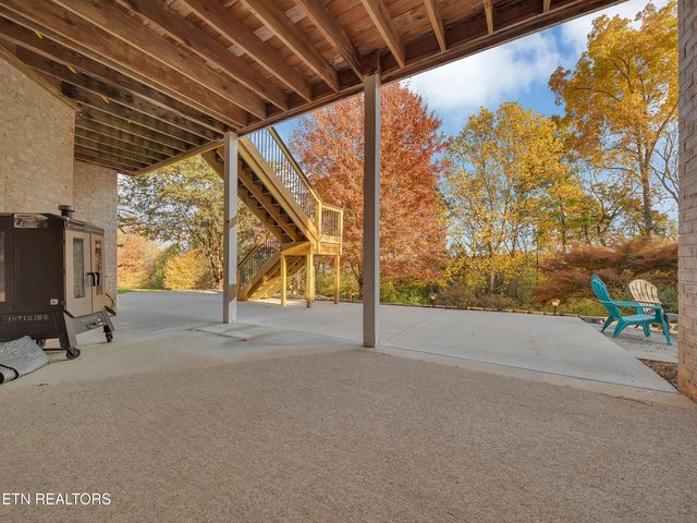 430 Oak Chase Blvd, Lenoir City, TN 37772