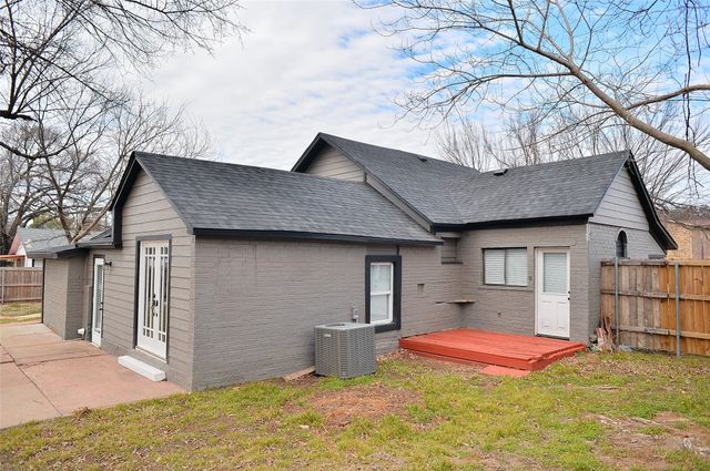 2010 Wesley Drive, Arlington, TX 76012