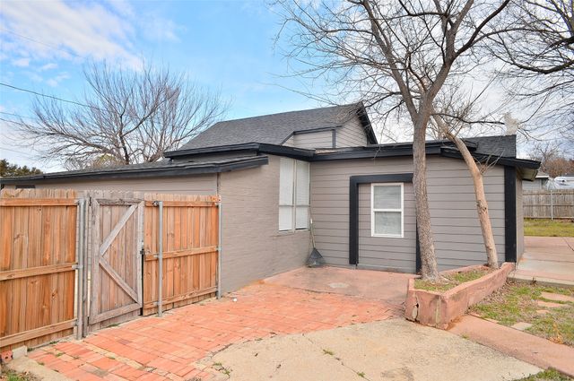 2010 Wesley Drive, Arlington, TX 76012