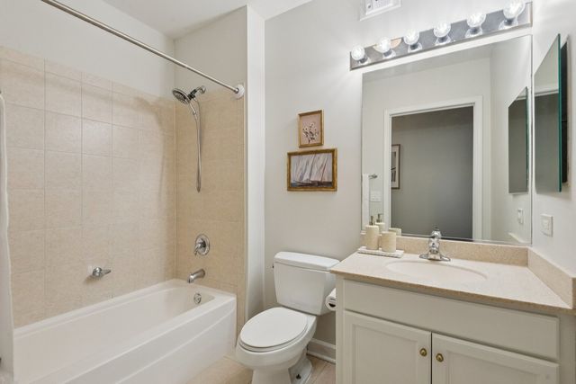 450 E Waterside Drive 808, Chicago, IL 60601