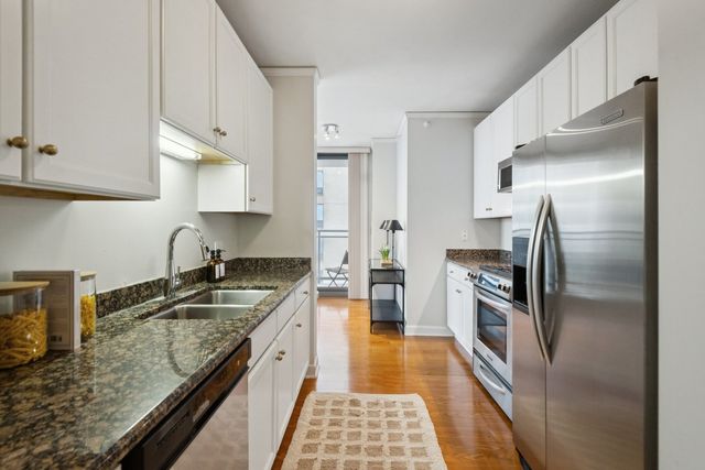 450 E Waterside Drive 808, Chicago, IL 60601