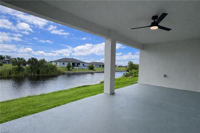 111 NW 19th PL, Cape Coral, FL 33993