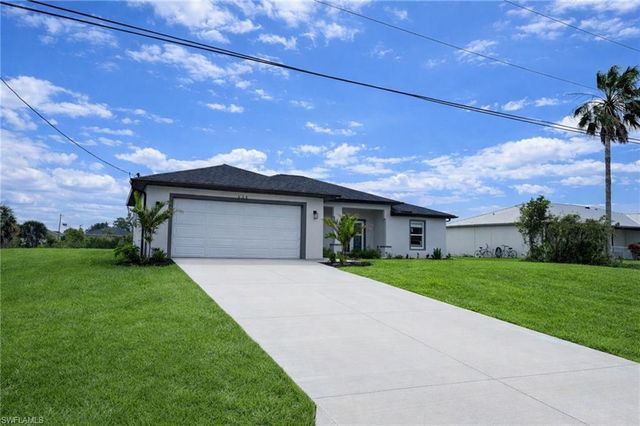 111 NW 19th PL, Cape Coral, FL 33993