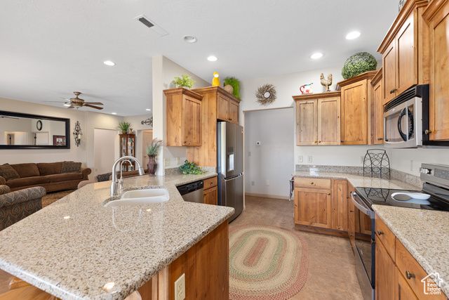 1374 E BIG PINION LN, Apple Valley, UT 84737