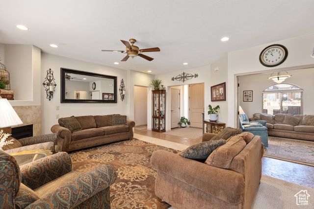 1374 E BIG PINION LN, Apple Valley, UT 84737