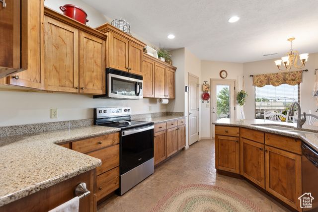 1374 E BIG PINION LN, Apple Valley, UT 84737