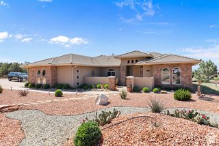 1374 E BIG PINION LN, Apple Valley, UT 84737