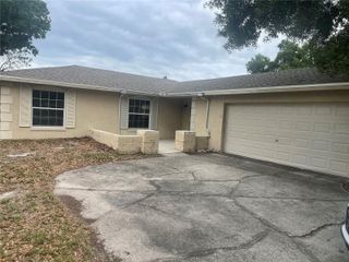 906 ESSEX ROAD, Brandon, FL 33510