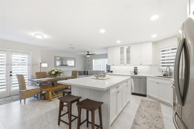 11980 SW 99th Street, Miami, FL 33186