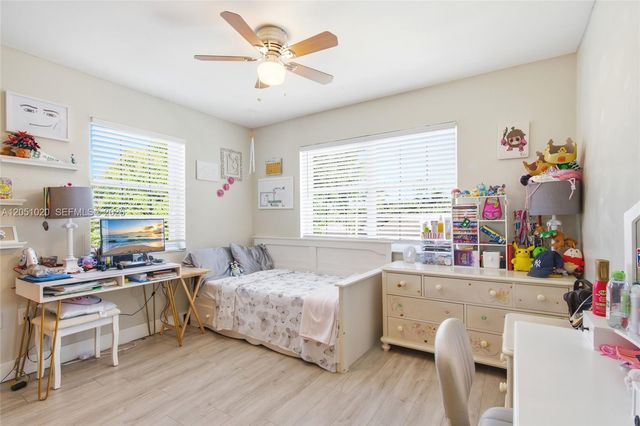 11980 SW 99th Street, Miami, FL 33186
