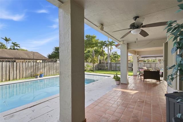 11980 SW 99th Street, Miami, FL 33186