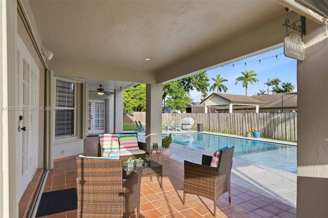 11980 SW 99th Street, Miami, FL 33186