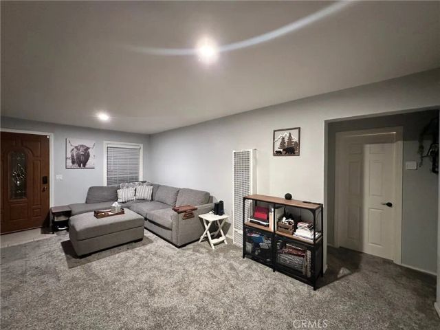 23995 Scenic Dr, Crestline, CA 92325