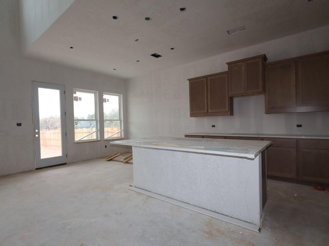 340 Big Banyan DR, Dripping Springs, TX 78620