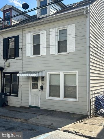 304 NORTH SECOND ST, Steelton, PA 17113