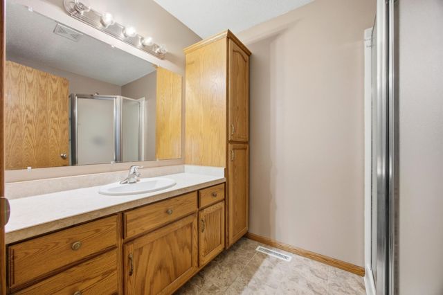 512 9th Street NE, Dilworth, MN 56529