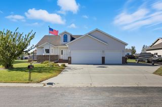 512 9th Street NE, Dilworth, MN 56529