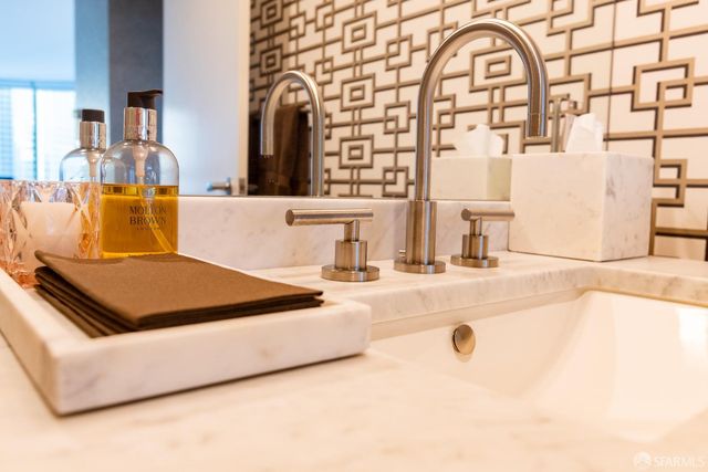 301 Main Street 16H, San Francisco, CA 94105