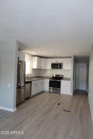 400 W BASELINE Road 69, Tempe, AZ 85283