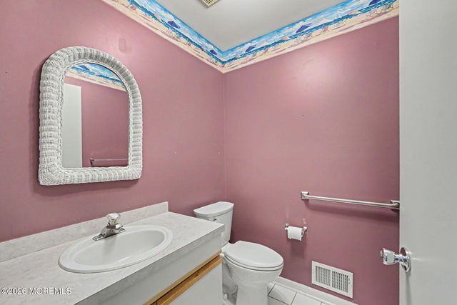 5 Village Place, Neptune City, NJ 07753