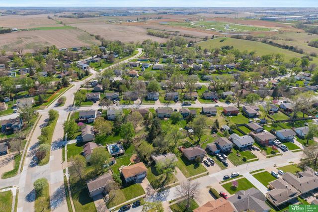 13401 Glenn Street, Omaha, NE 68138