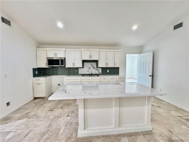 106 Aldrin Street, Donna, TX 78537
