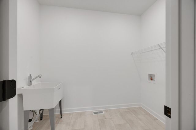 20050 Gallifrey Way, Lakeville, MN 55044