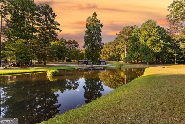 160 Creekwood Lane, Fayetteville, GA 30214