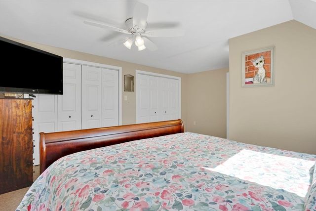 55 Southampton Rd, Westhampton, MA 01027