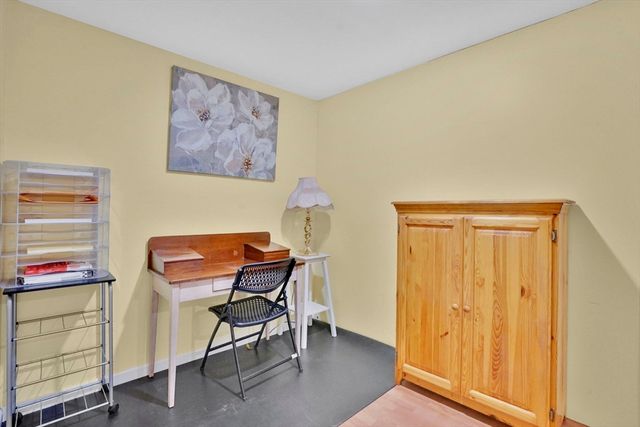 55 Southampton Rd, Westhampton, MA 01027