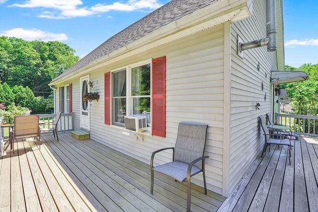 55 Southampton Rd, Westhampton, MA 01027