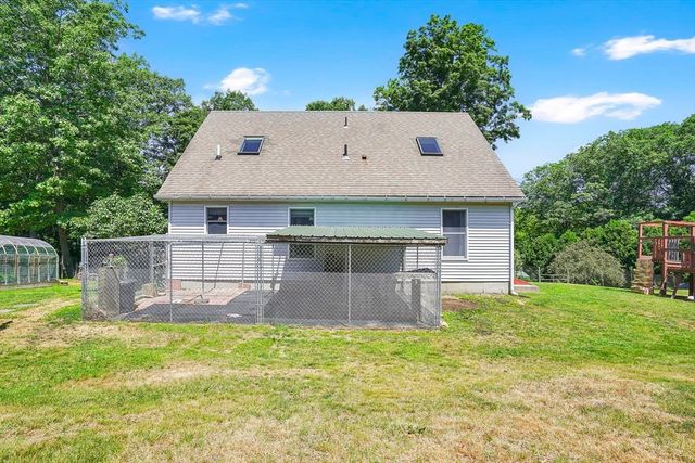 55 Southampton Rd, Westhampton, MA 01027
