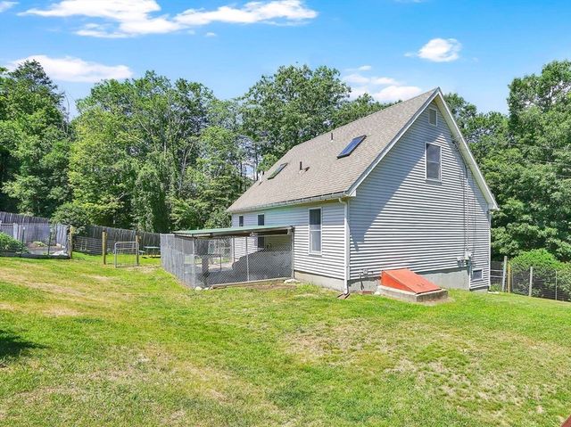 55 Southampton Rd, Westhampton, MA 01027