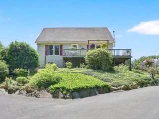 55 Southampton Rd, Westhampton, MA 01027