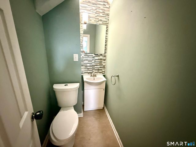 42 Wells Avenue, Shelton, CT 06484