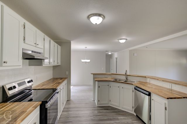 631 Haughton Trace Court, Haughton, LA 71037